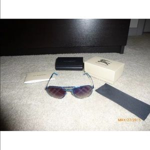 Burberry Blue gradient mirror foldable sunglasses