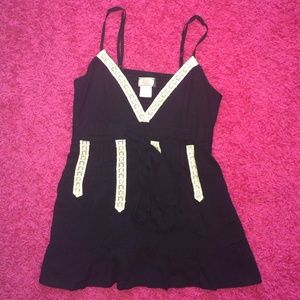 Pretty Flying Tomato top