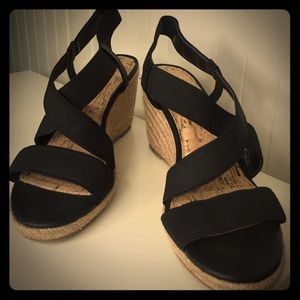 🎀Black Strap Stretch Wedges🎀