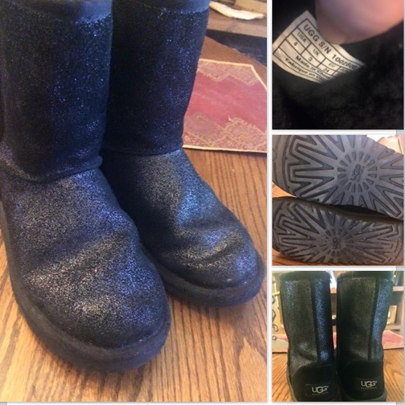 Ugg boots size 4.