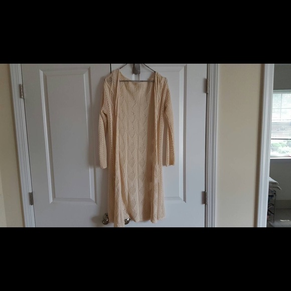 BRANDY MELVILLE CARDIGAN - Picture 1 of 2
