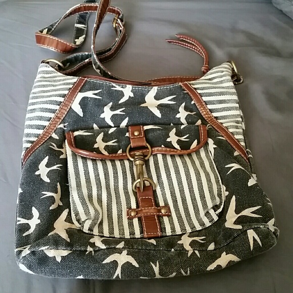 Bird pattern crosabody