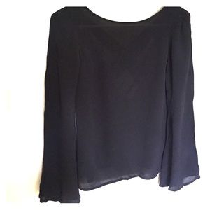 🌘Enchanting Bell Sleeve Black Top🌘
