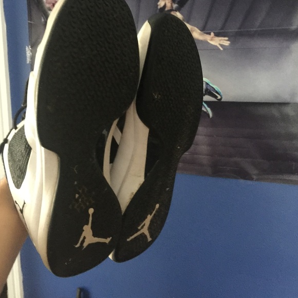 Jordan Trainers 11.5 - Picture 3 of 3