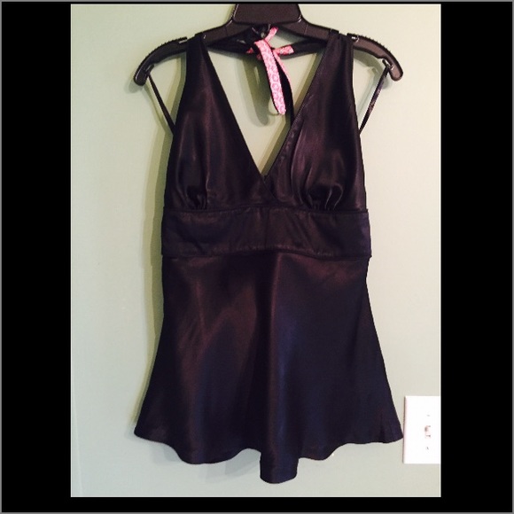 Vineyard Vines Silk Halter top