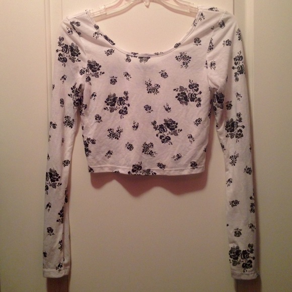 Floral Crop Top. Not worn.