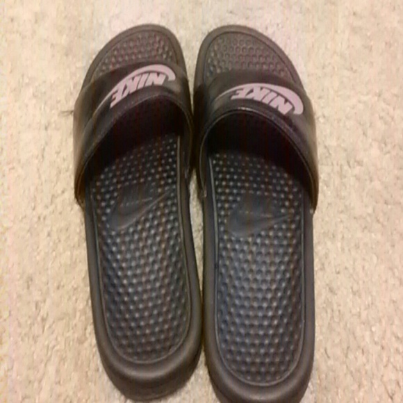 Nike flops