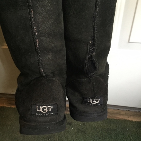 TALL BLACK UGG BOOTS