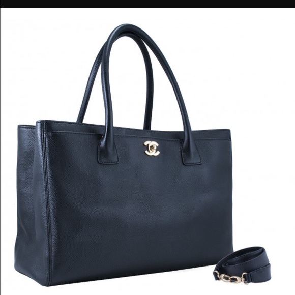 CHANEL Other - Chanel executive tote