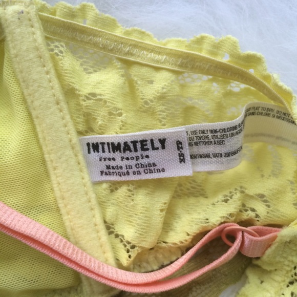 ✨ Free People Bralette ✨ - Picture 4 of 4