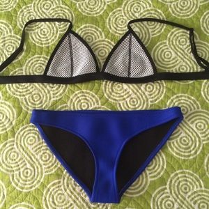 Triangl bikini