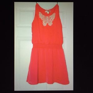 Dresses and more on my vinted account. Many sizes.