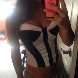 Corset black and white tight crop top