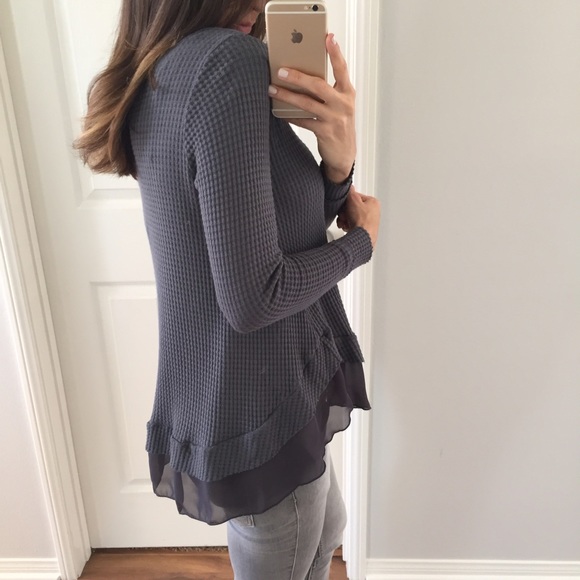 Sold • Beautiful Waffle Texture Grey Sweater - Picture 4 of 4