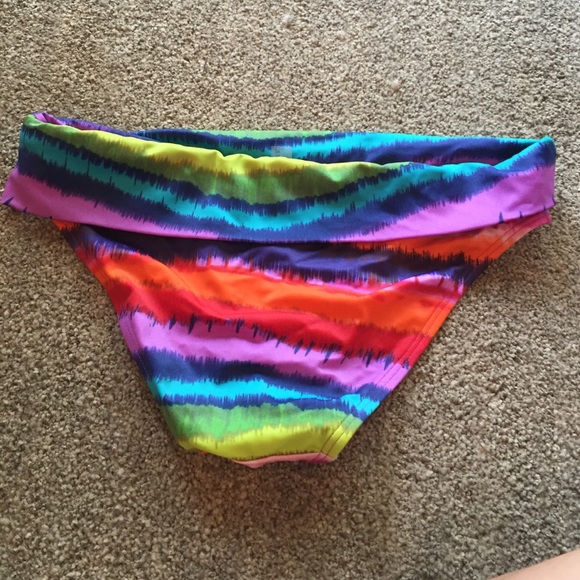 Victoria secret bottoms - Picture 2 of 2