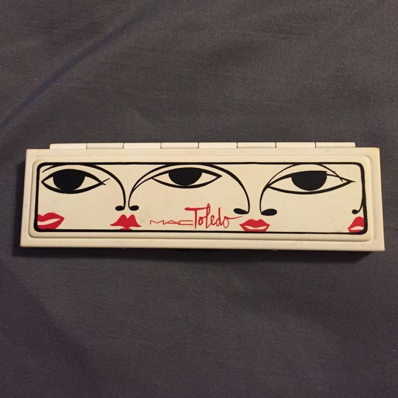 Limited addition mac Toledo eyeshadow