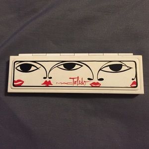 Limited addition mac Toledo eyeshadow