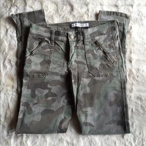 Camouflage Skinny Jeans