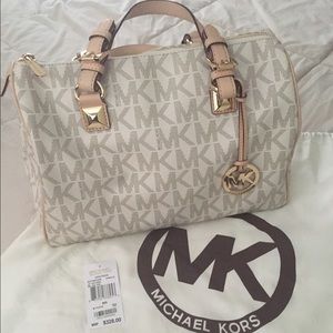 MK purse