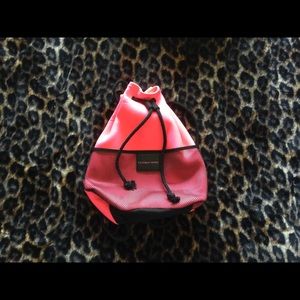 VS neoprene drawstring bag