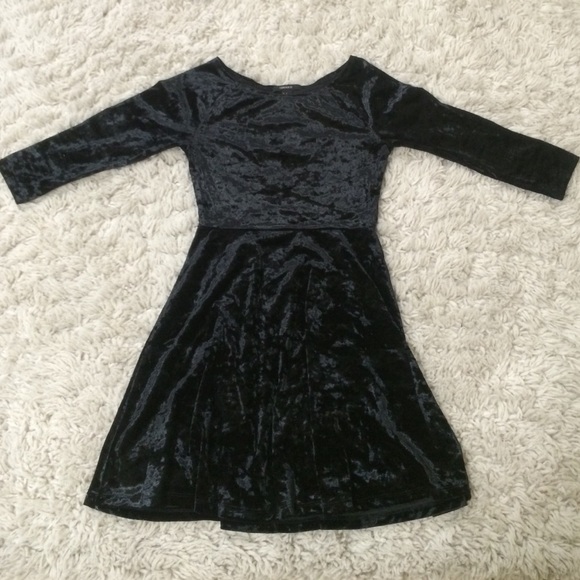 Black velvet dress