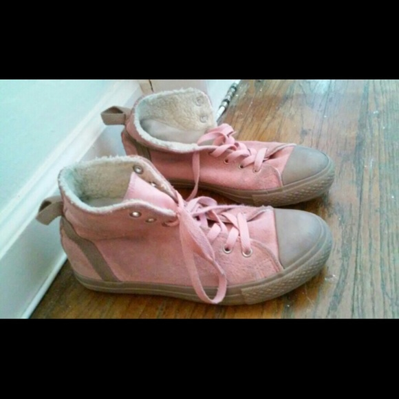 Winter converse