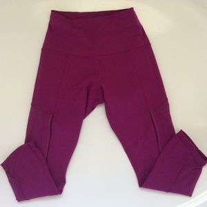 Lululemon Capri pants with mesh on the back side