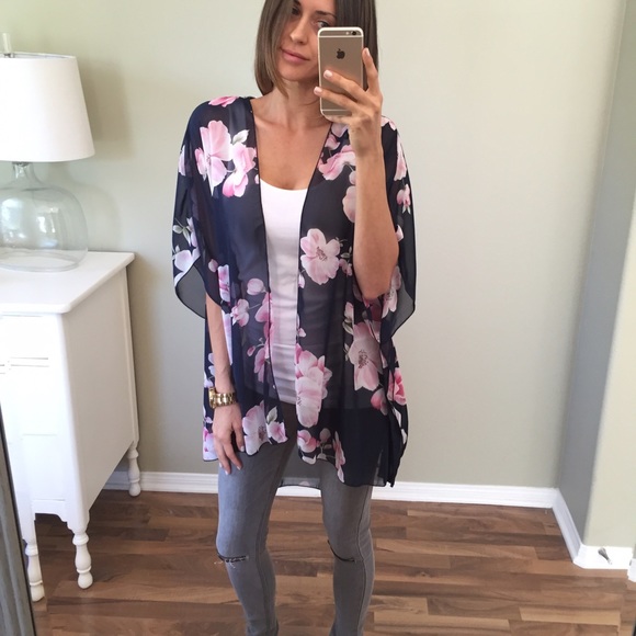 Sold • Dark Blue & Pink Floral Kimono - Picture 2 of 4