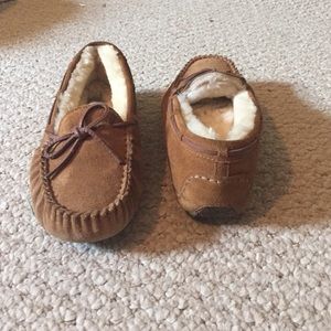 Brown ugg moccasins