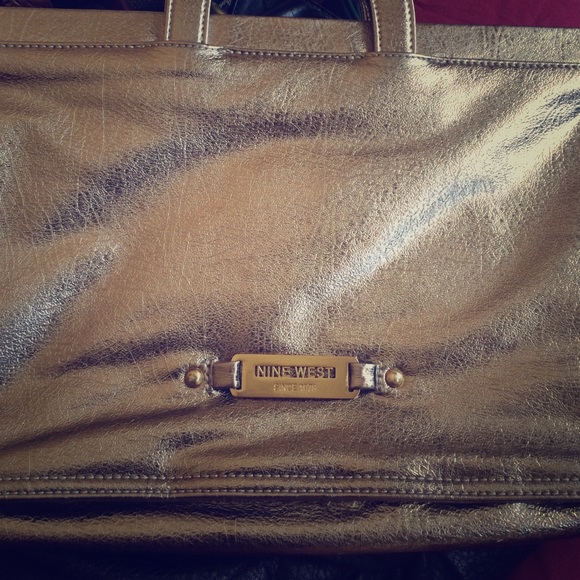 Nine West gold purse