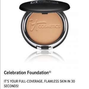 NIB! IT Cosmetics Celebration Foundation!