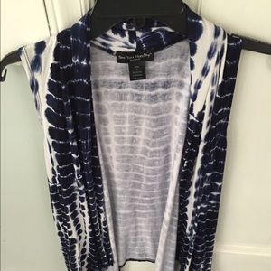 Tie die vest