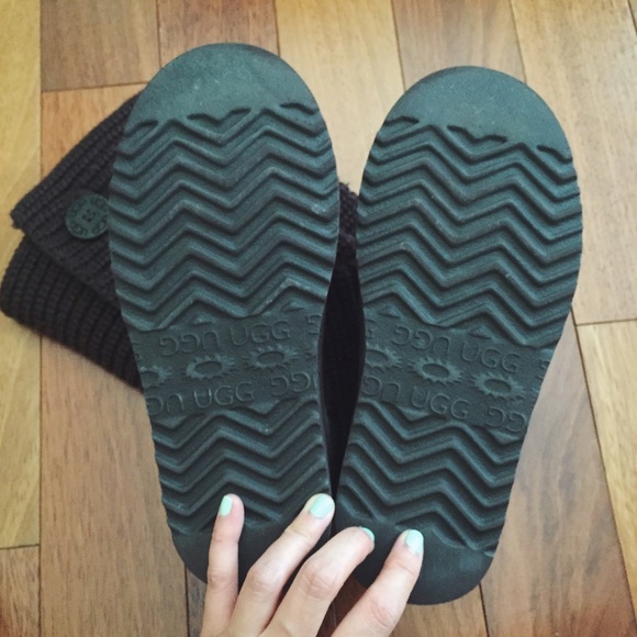 SOLD: UGG Knit Boot - Picture 3 of 4