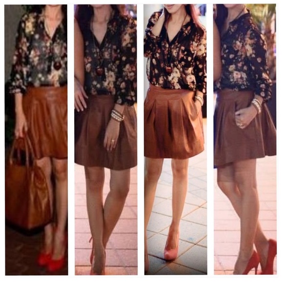 Leather mini-skirt tan sz small