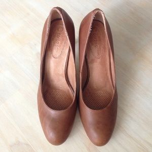 Corso Como brown pumps size 7