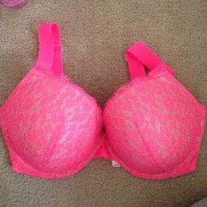 Brand new Victoria's Secret  36DDD very sexy bra