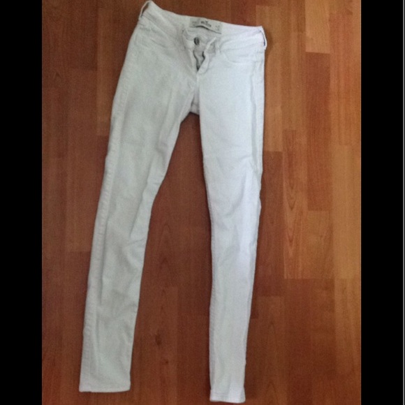 Hollister white pants 00R