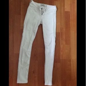 Hollister white pants 00R