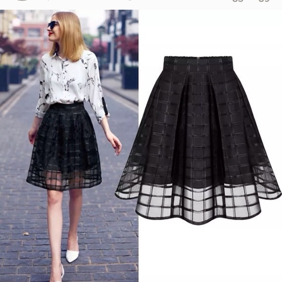 Cute skirt- but mines in WHITE