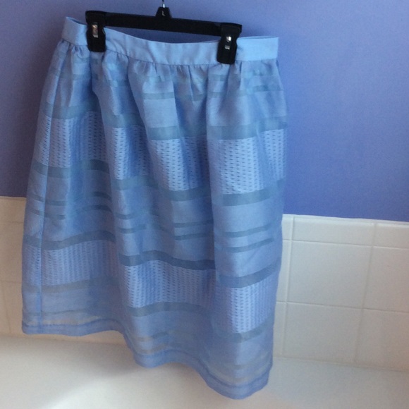 HP 🎀 Periwinkle skirt~ Medium - Picture 4 of 4