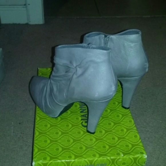 Shoes - Picture 2 of 2