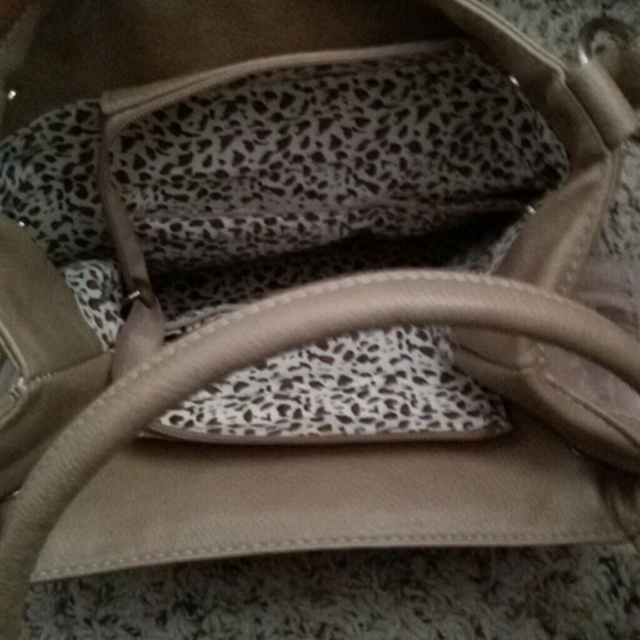 Bag - Picture 2 of 2