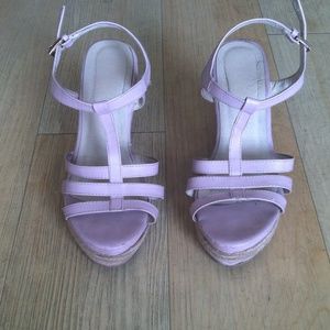 Light pink wedges