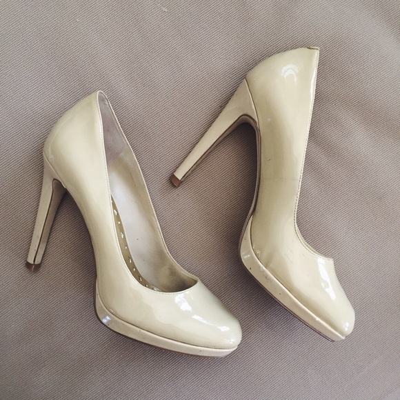 BCBG Girls Pumps