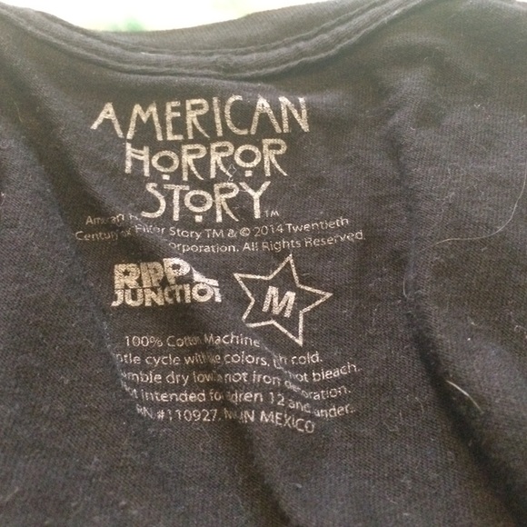 AHS Black T-shirt, Medium! - Picture 3 of 3