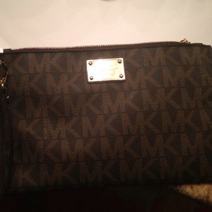 Large wristlet MICHAEL KORS