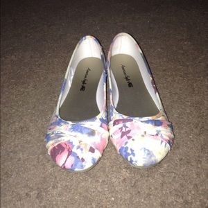 Floral flats