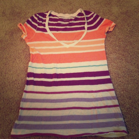 Stripped very soft v neck tee - Picture 1 of 1