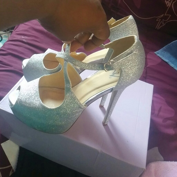 Windsor Glitter silver shoes - Picture 3 of 3