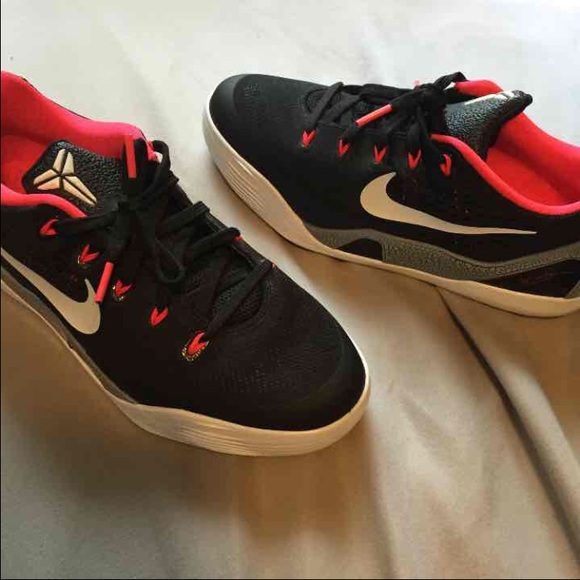 Kobe 9 em
